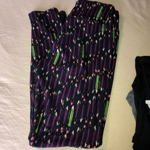 Lularoe pencil leggings- OS